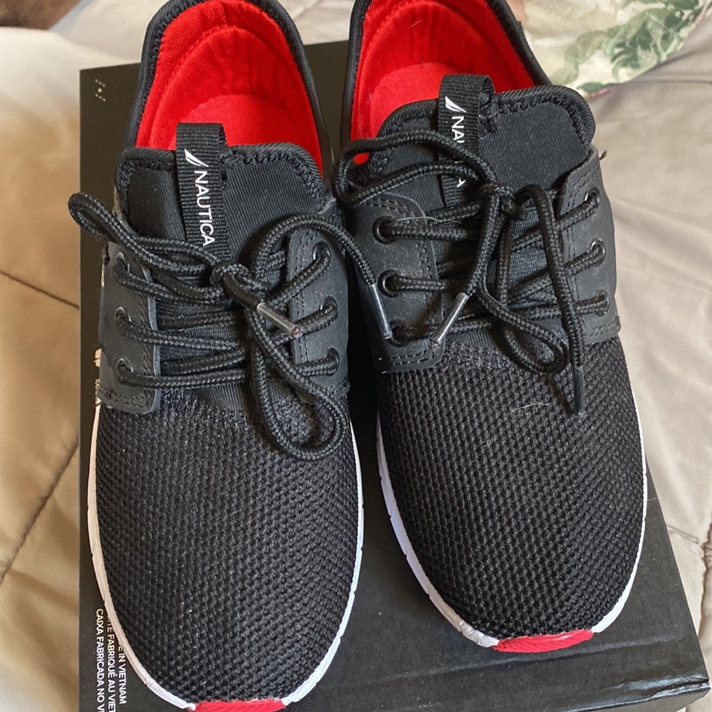 Nautica Sneakers NWT